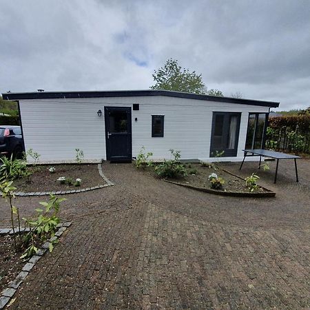 Cozy Chalet In Stegeren With A Terrace المظهر الخارجي الصورة