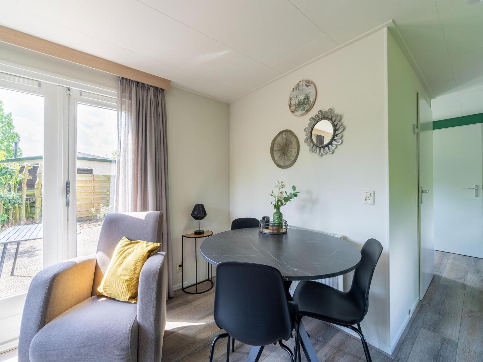 Cozy Chalet In Stegeren With A Terrace المظهر الخارجي الصورة