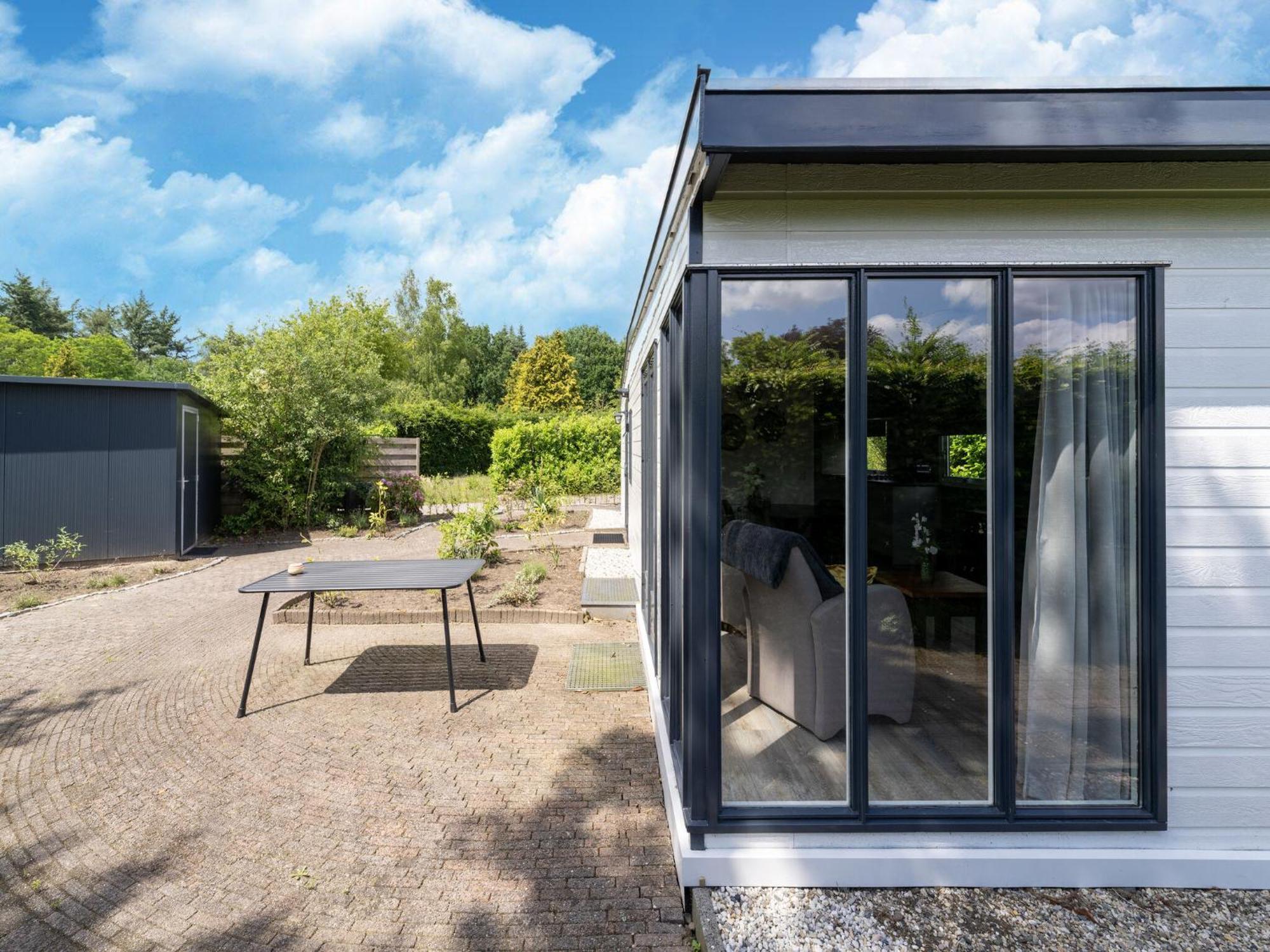 Cozy Chalet In Stegeren With A Terrace المظهر الخارجي الصورة