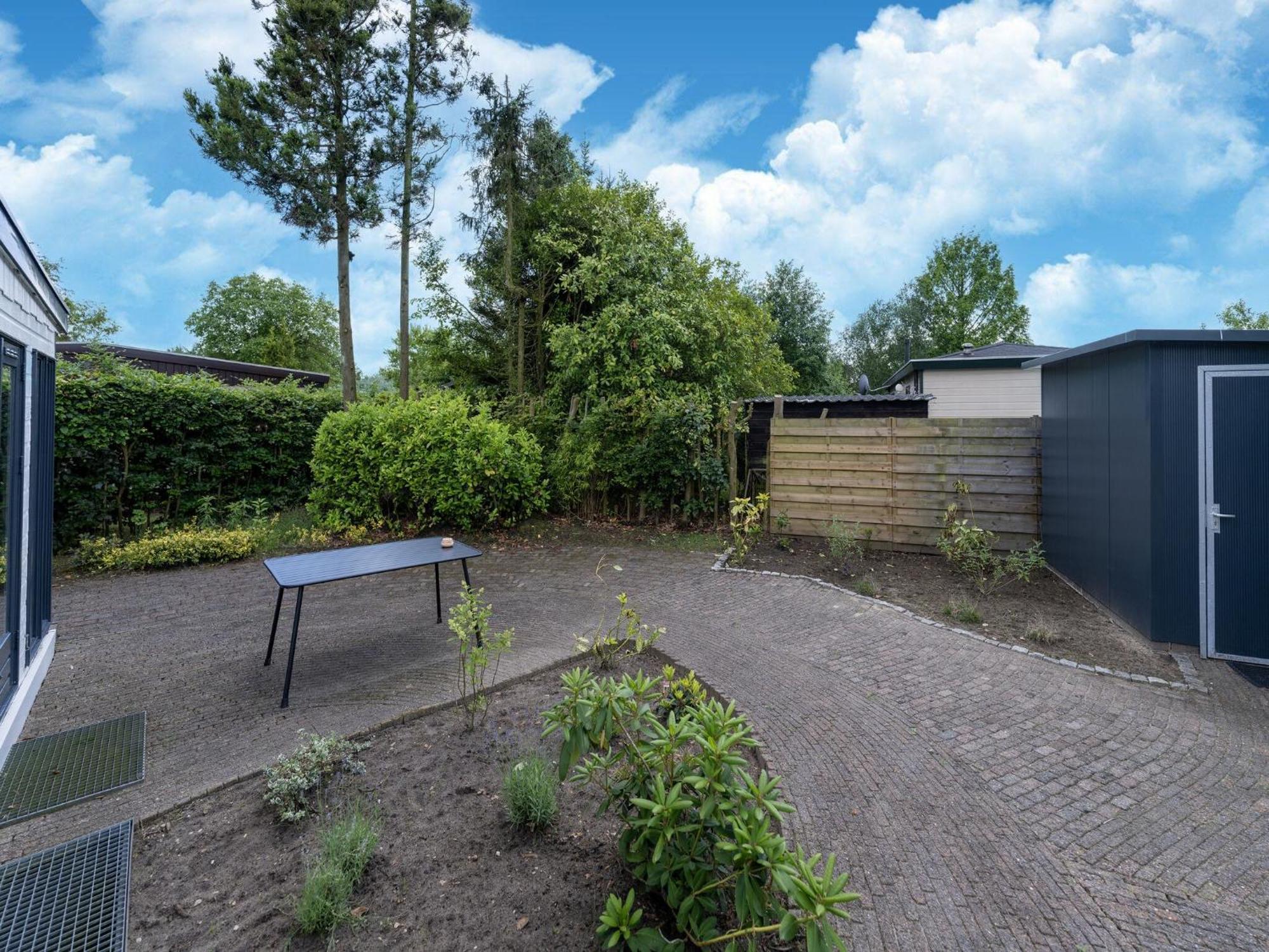 Cozy Chalet In Stegeren With A Terrace المظهر الخارجي الصورة