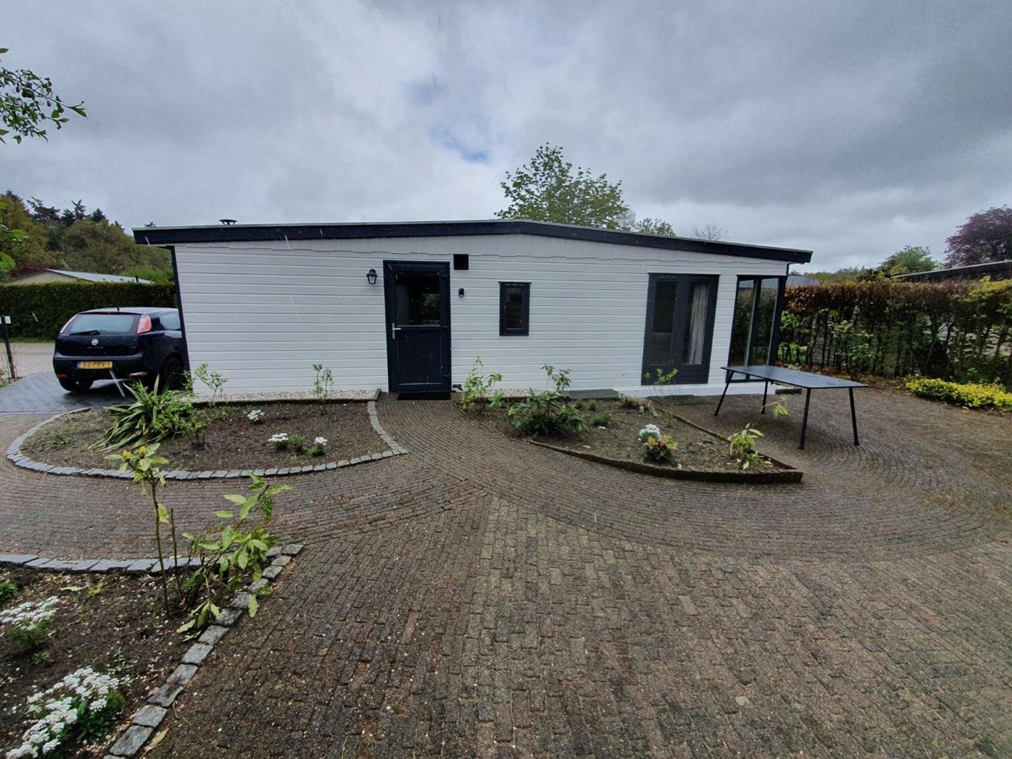 Cozy Chalet In Stegeren With A Terrace المظهر الخارجي الصورة